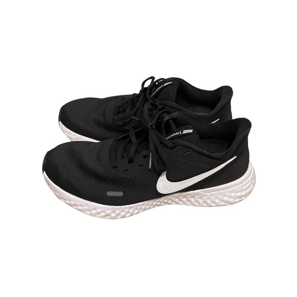 Nike Revolution, Women's Size 11, Black Running Shoes, ALL ITEMS SHIP FREE - Picture 1 of 5